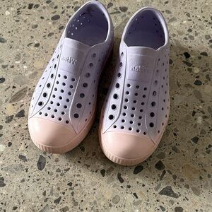 Native Kids Sneakers in Lavender and Blush